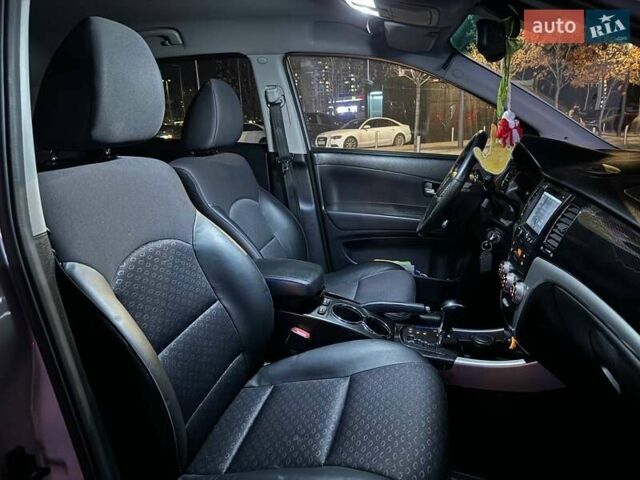 Серый Cанг Йонг Корандо, объемом двигателя 2 л и пробегом 152 тыс. км за 10990 $, фото 11 на Automoto.ua