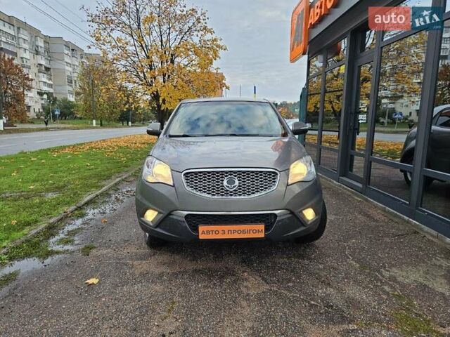 Cанг Йонг Korando 2013 у Кропивницькому (Кіровограді) на Automoto.ua Сірий Cанг Йонг Korando, об'ємом двигуна 2 л та пробігом 168 тис. км за 8500 $, фото 1 на Automoto.ua
