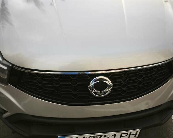 Серый Cанг Йонг Корандо, объемом двигателя 2 л и пробегом 149 тыс. км за 9300 $, фото 5 на Automoto.ua