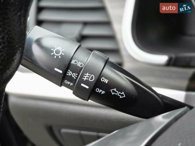 Серый Cанг Йонг Корандо, объемом двигателя 2 л и пробегом 99 тыс. км за 9500 $, фото 43 на Automoto.ua