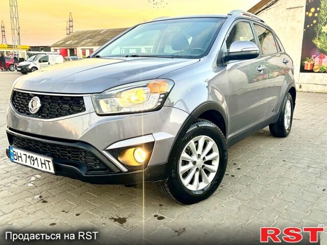 Сірий Cанг Йонг Korando, об'ємом двигуна 2 л та пробігом 130 тис. км за 9999 $, фото 7 на Automoto.ua