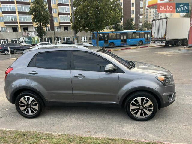 Серый Cанг Йонг Корандо, объемом двигателя 2 л и пробегом 80 тыс. км за 11999 $, фото 3 на Automoto.ua