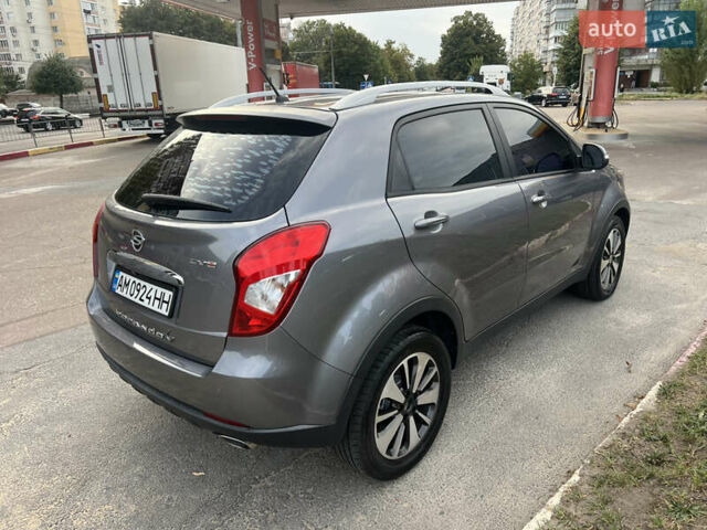 Серый Cанг Йонг Корандо, объемом двигателя 2 л и пробегом 80 тыс. км за 11999 $, фото 6 на Automoto.ua