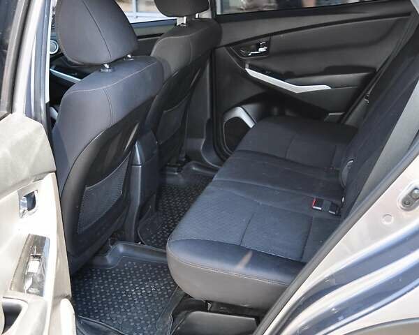Сірий Cанг Йонг Korando, об'ємом двигуна 2 л та пробігом 170 тис. км за 11000 $, фото 8 на Automoto.ua