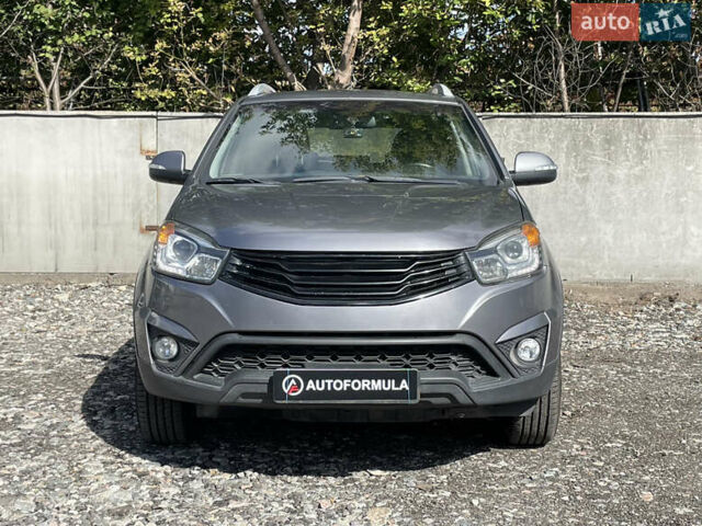 Сірий Cанг Йонг Korando, об'ємом двигуна 2 л та пробігом 194 тис. км за 10490 $, фото 3 на Automoto.ua
