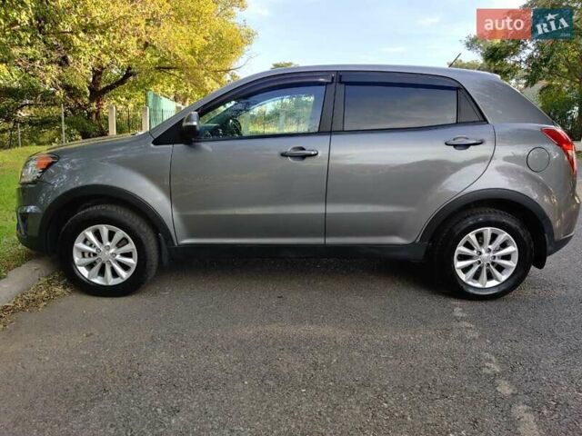 Сірий Cанг Йонг Korando, об'ємом двигуна 2 л та пробігом 179 тис. км за 9000 $, фото 2 на Automoto.ua