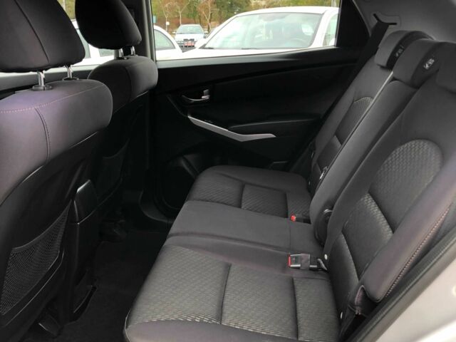 Серый Cанг Йонг Корандо, объемом двигателя 2 л и пробегом 83 тыс. км за 11450 $, фото 15 на Automoto.ua