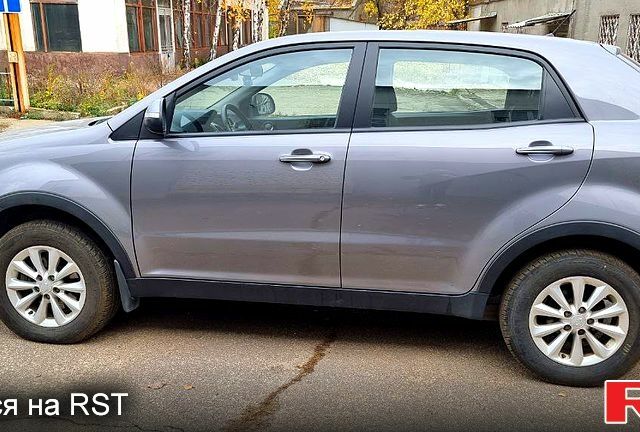 Серый Cанг Йонг Корандо, объемом двигателя 2 л и пробегом 98 тыс. км за 9730 $, фото 2 на Automoto.ua