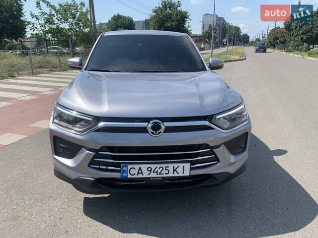 Сірий Cанг Йонг Korando, об'ємом двигуна 1.5 л та пробігом 5 тис. км за 19999 $, фото 2 на Automoto.ua
