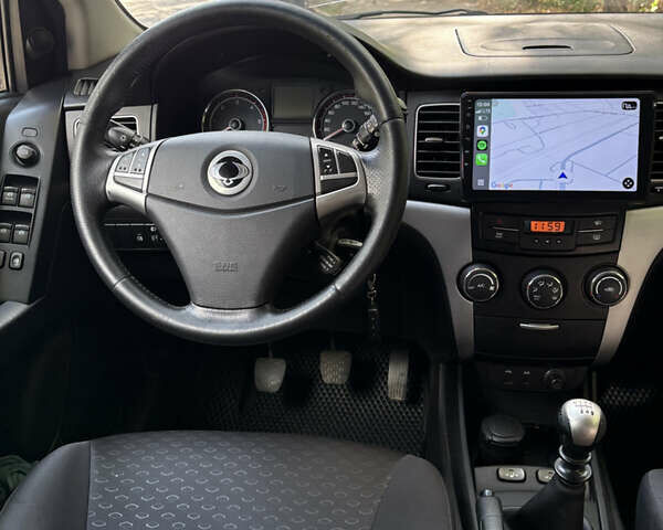 Синій Cанг Йонг Korando, об'ємом двигуна 2 л та пробігом 157 тис. км за 8900 $, фото 27 на Automoto.ua