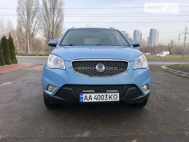 Синій Cанг Йонг Korando, об'ємом двигуна 2 л та пробігом 173 тис. км за 8300 $, фото 2 на Automoto.ua