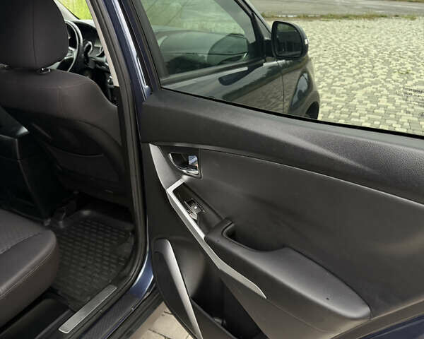 Синій Cанг Йонг Korando, об'ємом двигуна 2 л та пробігом 163 тис. км за 8899 $, фото 26 на Automoto.ua