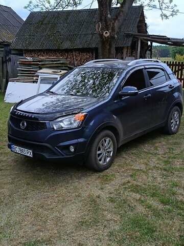 Синій Cанг Йонг Korando, об'ємом двигуна 2 л та пробігом 175 тис. км за 12500 $, фото 2 на Automoto.ua