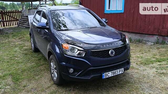 Синий Cанг Йонг Корандо, объемом двигателя 2 л и пробегом 175 тыс. км за 12000 $, фото 15 на Automoto.ua