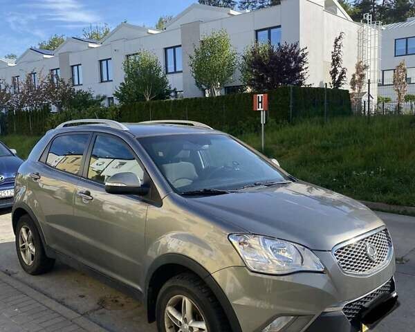 Зелений Cанг Йонг Korando, об'ємом двигуна 2 л та пробігом 158 тис. км за 8700 $, фото 6 на Automoto.ua