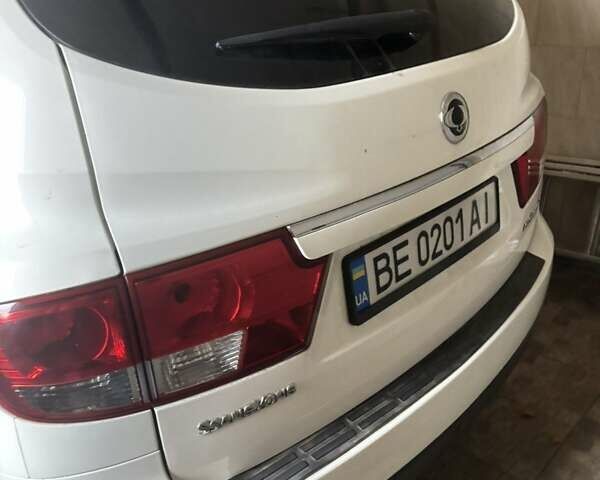 Белый Cанг Йонг Кирон, объемом двигателя 2 л и пробегом 140 тыс. км за 7500 $, фото 1 на Automoto.ua