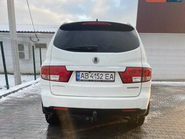 Білий Cанг Йонг Kyron, об'ємом двигуна 2 л та пробігом 159 тис. км за 7850 $, фото 1 на Automoto.ua