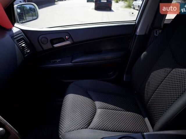 Белый Cанг Йонг Кирон, объемом двигателя 2 л и пробегом 168 тыс. км за 8999 $, фото 17 на Automoto.ua