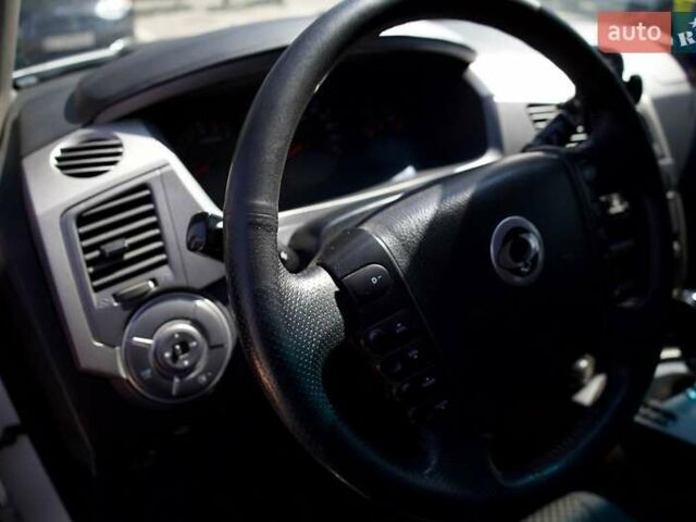 Белый Cанг Йонг Кирон, объемом двигателя 2 л и пробегом 168 тыс. км за 8999 $, фото 15 на Automoto.ua