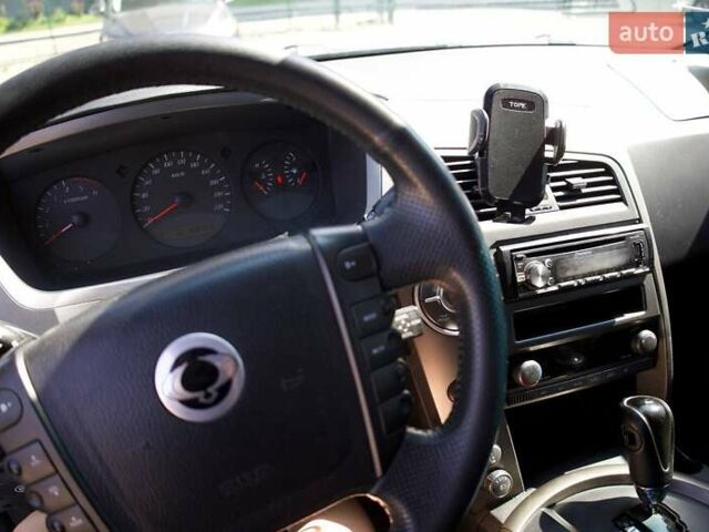 Белый Cанг Йонг Кирон, объемом двигателя 2 л и пробегом 168 тыс. км за 8999 $, фото 16 на Automoto.ua