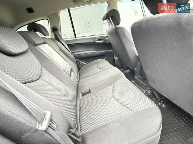 Белый Cанг Йонг Кирон, объемом двигателя 2 л и пробегом 162 тыс. км за 8500 $, фото 11 на Automoto.ua