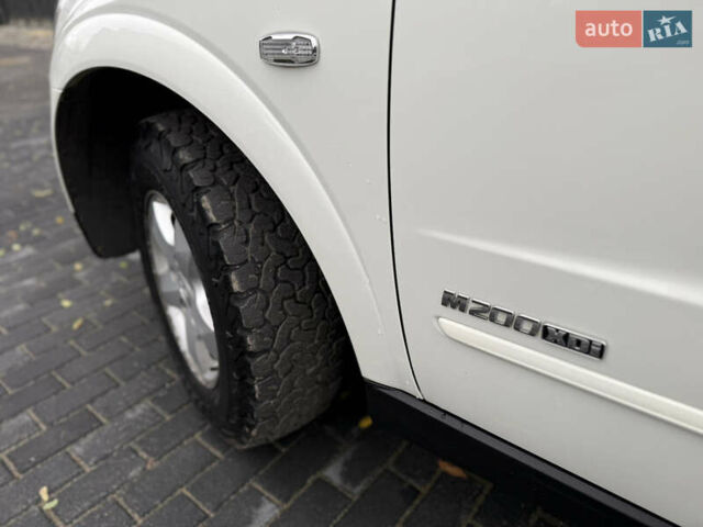 Белый Cанг Йонг Кирон, объемом двигателя 2 л и пробегом 180 тыс. км за 9500 $, фото 15 на Automoto.ua