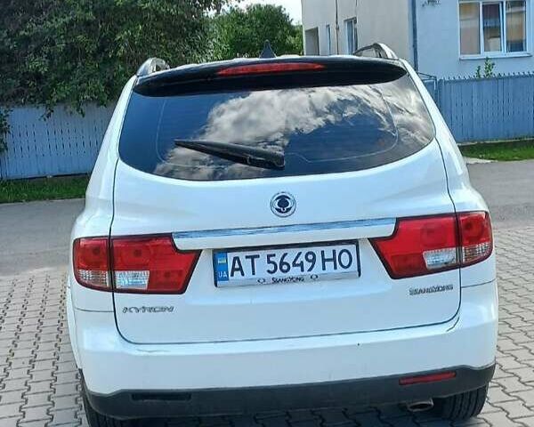 Белый Cанг Йонг Кирон, объемом двигателя 2 л и пробегом 155 тыс. км за 6600 $, фото 7 на Automoto.ua