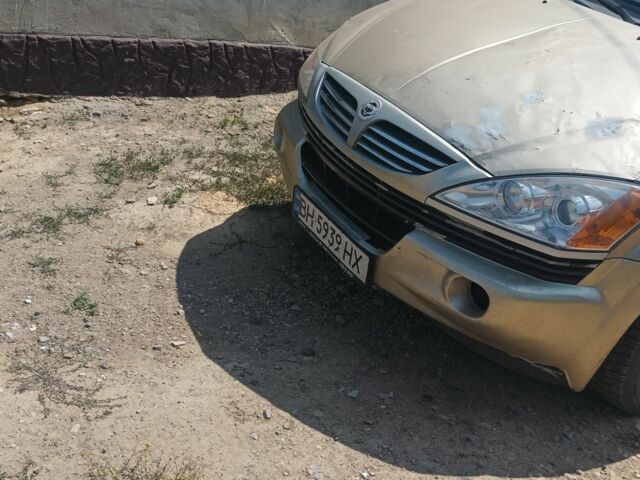 Бежевий Cанг Йонг Kyron, об'ємом двигуна 2 л та пробігом 220 тис. км за 4500 $, фото 3 на Automoto.ua
