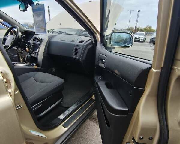 Бежевый Cанг Йонг Кирон, объемом двигателя 2 л и пробегом 221 тыс. км за 7500 $, фото 4 на Automoto.ua