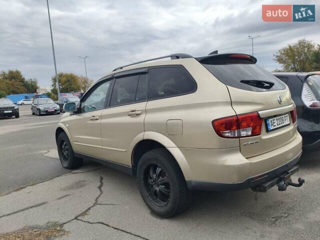 Бежевый Cанг Йонг Кирон, объемом двигателя 2 л и пробегом 221 тыс. км за 7500 $, фото 3 на Automoto.ua