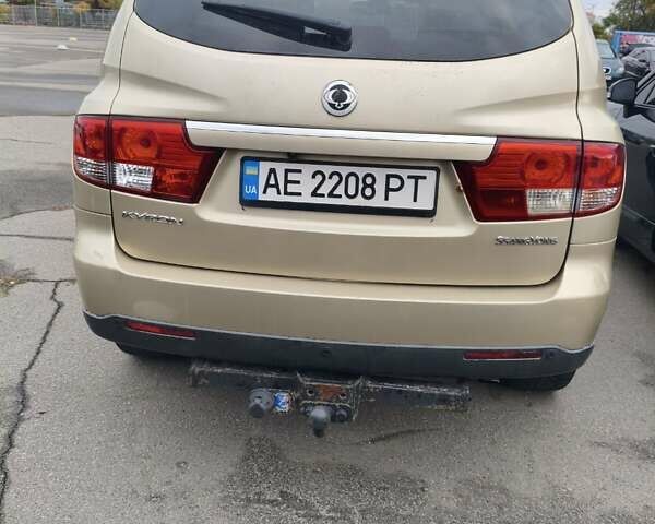 Бежевый Cанг Йонг Кирон, объемом двигателя 2 л и пробегом 221 тыс. км за 7500 $, фото 6 на Automoto.ua