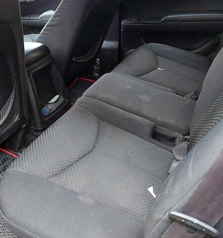 Бежевий Cанг Йонг Kyron, об'ємом двигуна 2 л та пробігом 253 тис. км за 4691 $, фото 8 на Automoto.ua