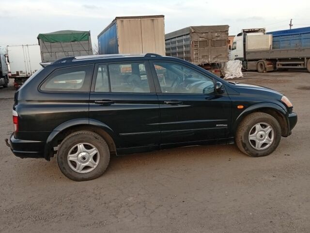 Чорний Cанг Йонг Kyron, об'ємом двигуна 2 л та пробігом 190 тис. км за 3600 $, фото 2 на Automoto.ua