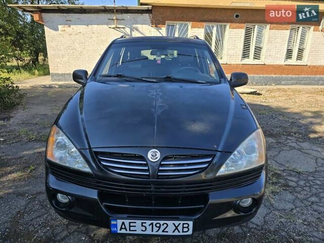 Чорний Cанг Йонг Kyron, об'ємом двигуна 2 л та пробігом 335 тис. км за 6300 $, фото 1 на Automoto.ua