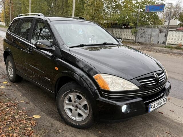 Черный Cанг Йонг Кирон, объемом двигателя 2 л и пробегом 155 тыс. км за 3500 $, фото 3 на Automoto.ua