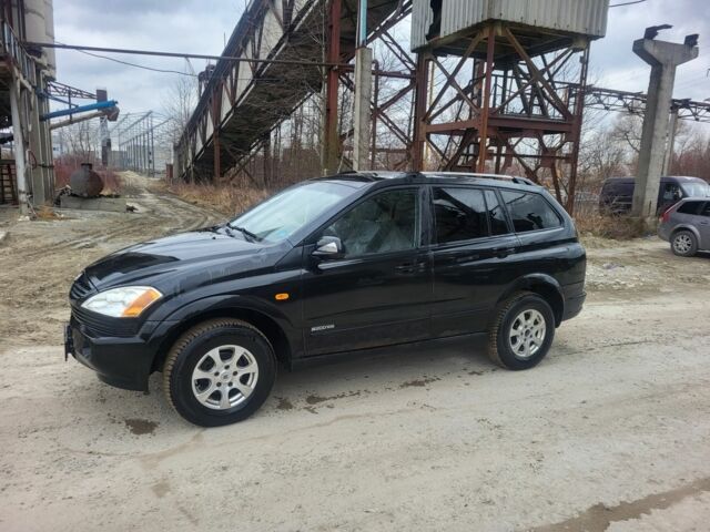 Черный Cанг Йонг Кирон, объемом двигателя 2 л и пробегом 221 тыс. км за 3500 $, фото 3 на Automoto.ua