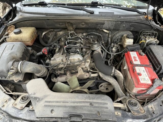 Черный Cанг Йонг Кирон, объемом двигателя 2 л и пробегом 155 тыс. км за 3500 $, фото 5 на Automoto.ua