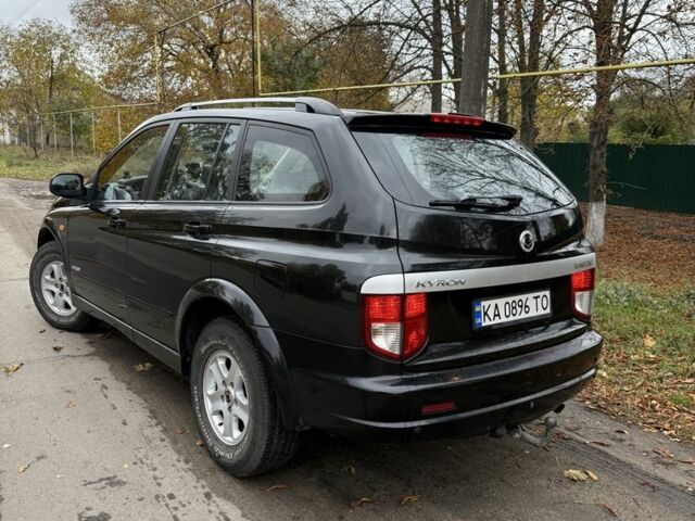 Черный Cанг Йонг Кирон, объемом двигателя 2 л и пробегом 155 тыс. км за 3500 $, фото 4 на Automoto.ua