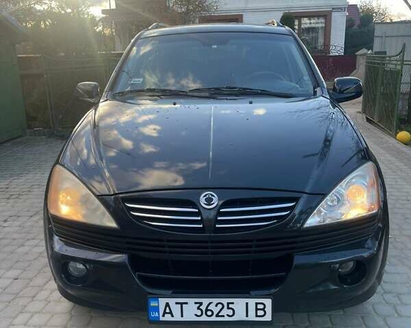 Cанг Йонг Кирон 2006 в Косове на Automoto.ua Черный Cанг Йонг Кирон, объемом двигателя 2 л и пробегом 304 тыс. км за 5600 $, фото 5 на Automoto.ua