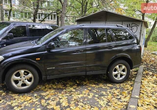 Черный Cанг Йонг Кирон, объемом двигателя 2 л и пробегом 284 тыс. км за 5000 $, фото 12 на Automoto.ua