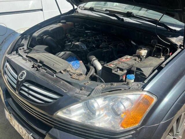 Чорний Cанг Йонг Kyron, об'ємом двигуна 2 л та пробігом 161 тис. км за 3150 $, фото 10 на Automoto.ua