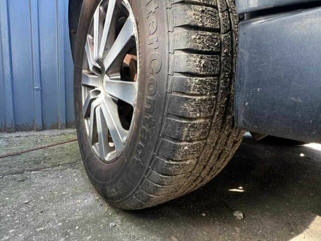 Чорний Cанг Йонг Kyron, об'ємом двигуна 2 л та пробігом 161 тис. км за 3150 $, фото 13 на Automoto.ua