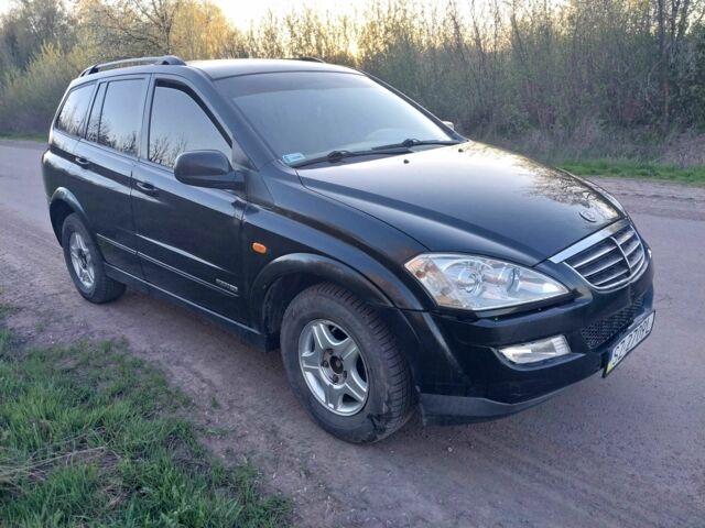 Чорний Cанг Йонг Kyron, об'ємом двигуна 2 л та пробігом 200 тис. км за 4500 $, фото 3 на Automoto.ua