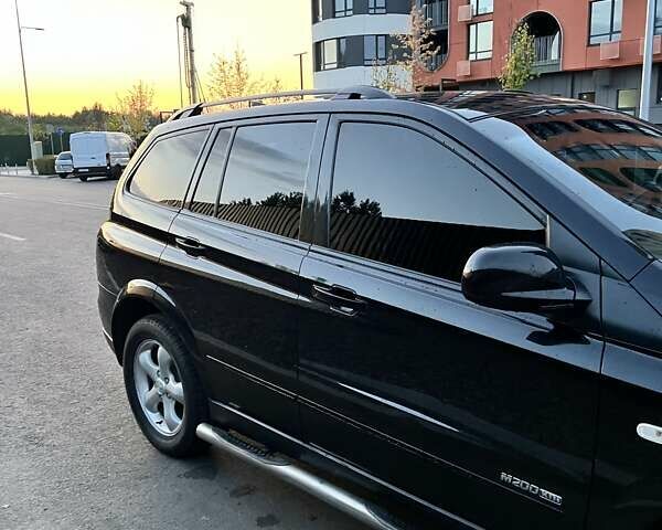 Чорний Cанг Йонг Kyron, об'ємом двигуна 2 л та пробігом 147 тис. км за 6700 $, фото 13 на Automoto.ua