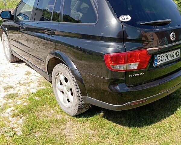 Черный Cанг Йонг Кирон, объемом двигателя 2 л и пробегом 146 тыс. км за 5800 $, фото 4 на Automoto.ua