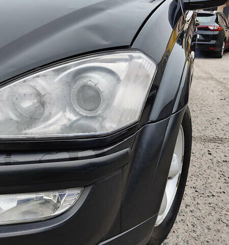 Чорний Cанг Йонг Kyron, об'ємом двигуна 2 л та пробігом 174 тис. км за 7000 $, фото 8 на Automoto.ua