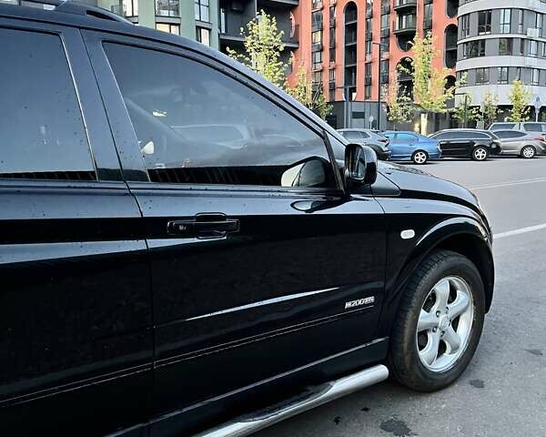 Чорний Cанг Йонг Kyron, об'ємом двигуна 2 л та пробігом 147 тис. км за 6700 $, фото 12 на Automoto.ua