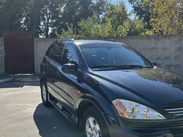 Чорний Cанг Йонг Kyron, об'ємом двигуна 2 л та пробігом 237 тис. км за 5500 $, фото 1 на Automoto.ua