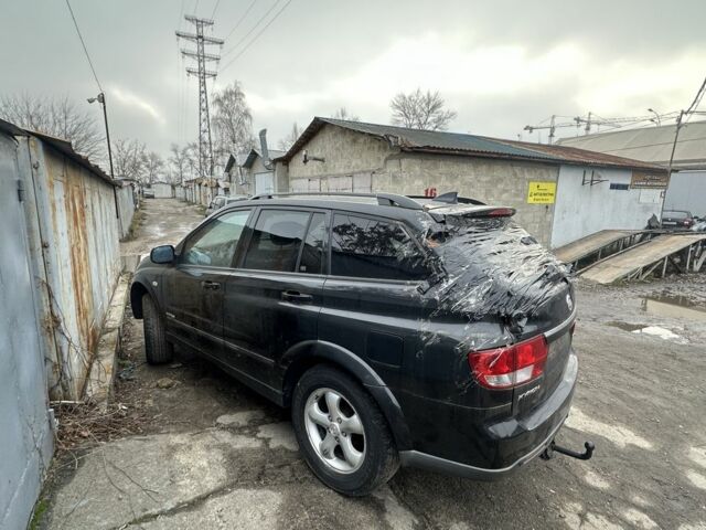 Черный Cанг Йонг Кирон, объемом двигателя 0 л и пробегом 250 тыс. км за 1950 $, фото 2 на Automoto.ua