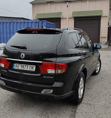 Чорний Cанг Йонг Kyron, об'ємом двигуна 2 л та пробігом 174 тис. км за 7000 $, фото 12 на Automoto.ua